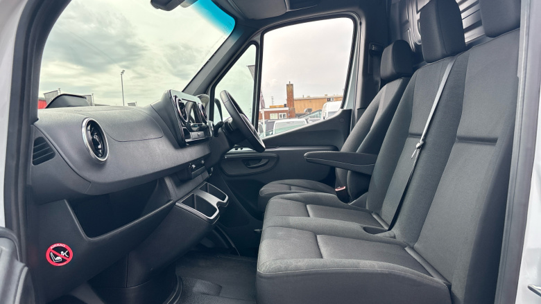 Mercedes-Benz Sprinter 315Cdi L3 Diesel Rwd 3.5t H2 Pro Van 9G-Tronic